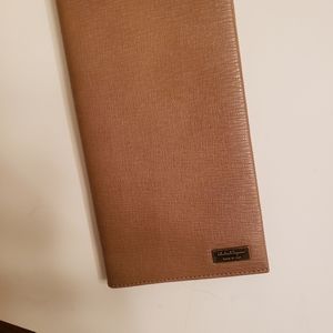 Men's Ferragamo Brown wallet .